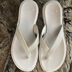 Nike Flip Flops